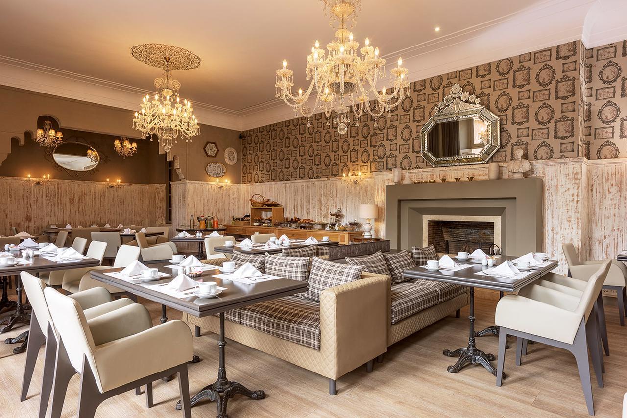 Tigmiza Boutique Hotel & Spa Ouled Jelal Exterior foto The restaurant at The Old Ship Hotel