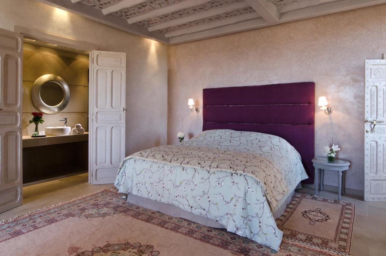 Tigmiza Boutique Hotel & Spa Ouled Jelal Exterior foto A bedroom at the hotel